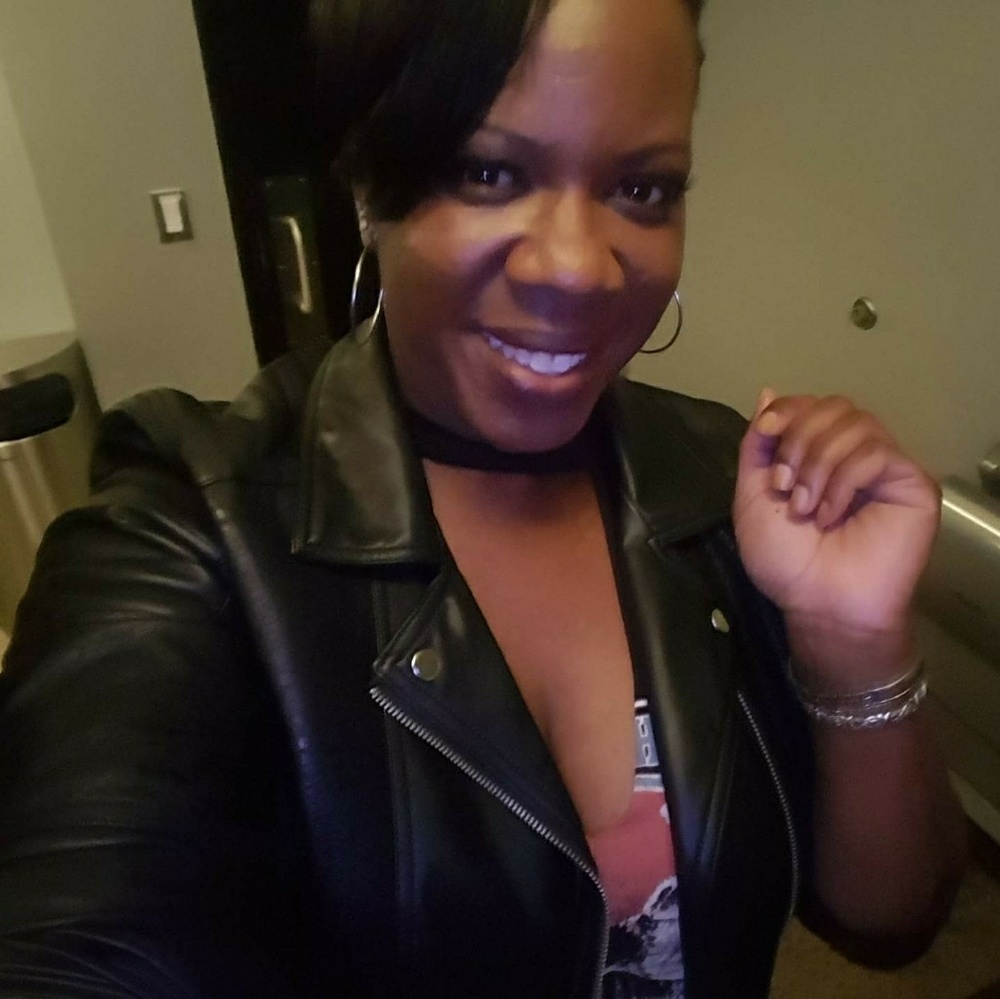 Meet your Posher, Leola